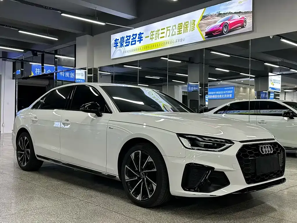 Audi A4L 2023 из CN, фото 8