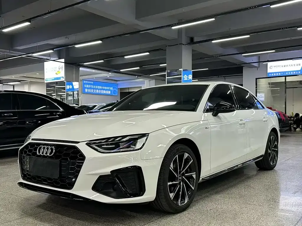 Audi A4L 2023 из CN, фото 6