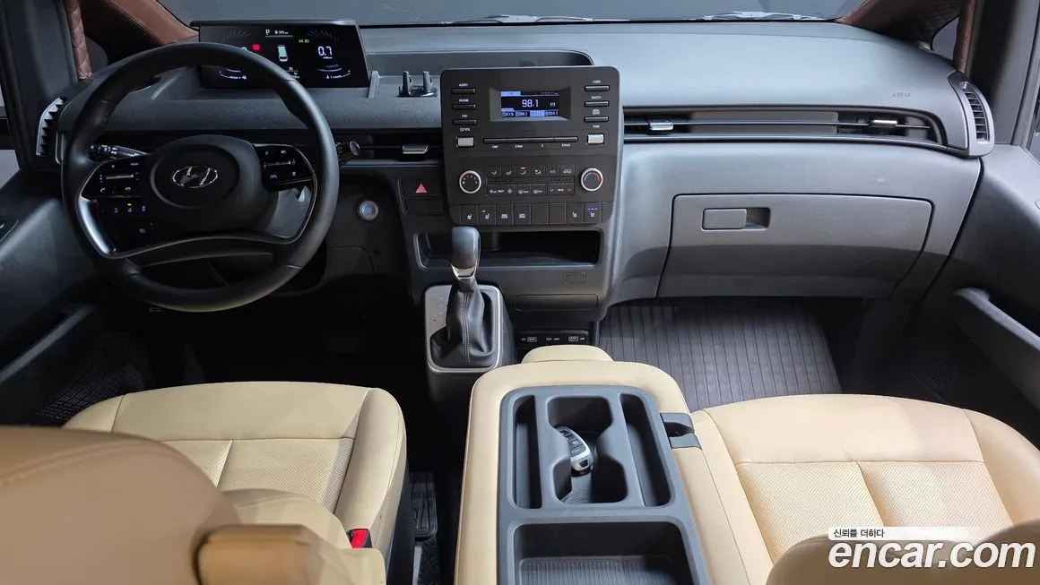 Hyundai Staria — фото 9