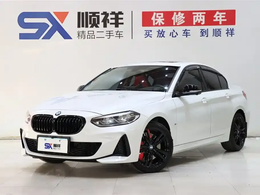 BMW 1 Series 2023 из CN, фото 1