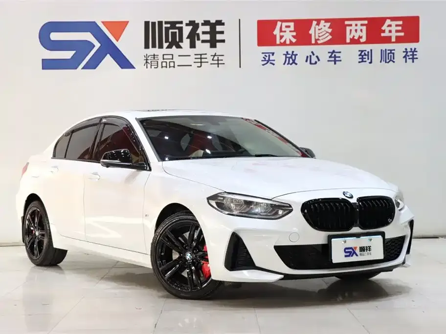 BMW 1 Series 2023 из CN, фото 6