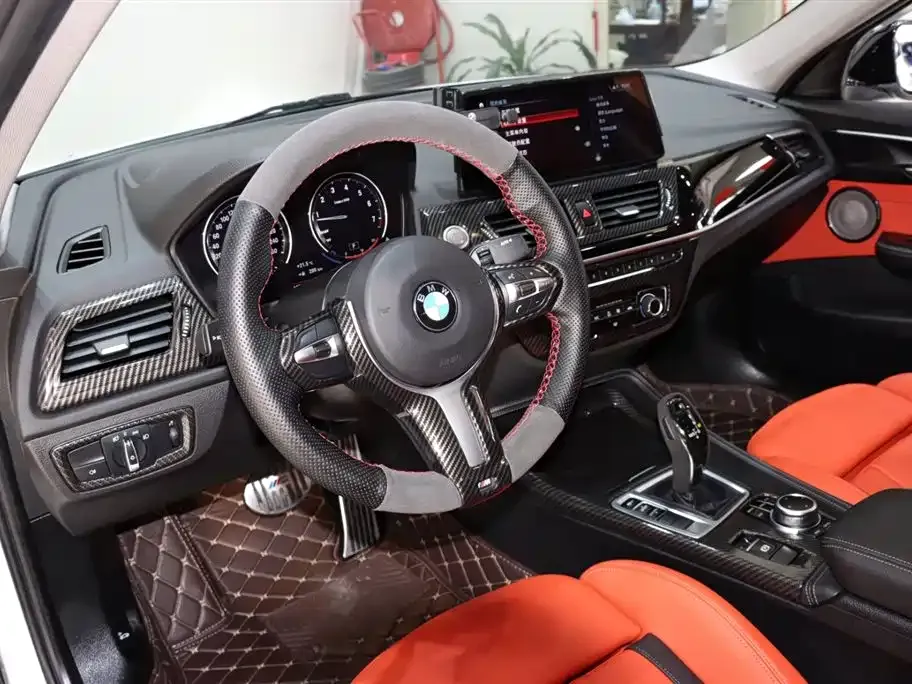 BMW 1 Series 2023 из CN, фото 9