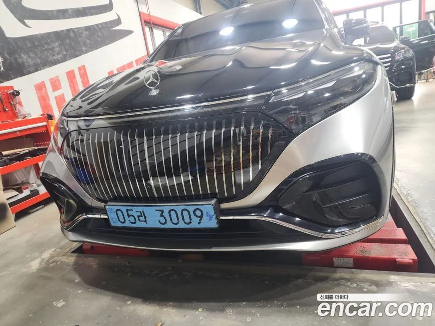Mercedes-Benz EQS