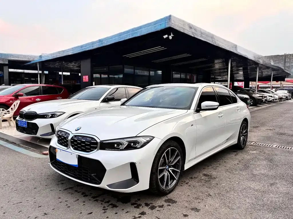 BMW 3 Series 2025 из CN, фото 1