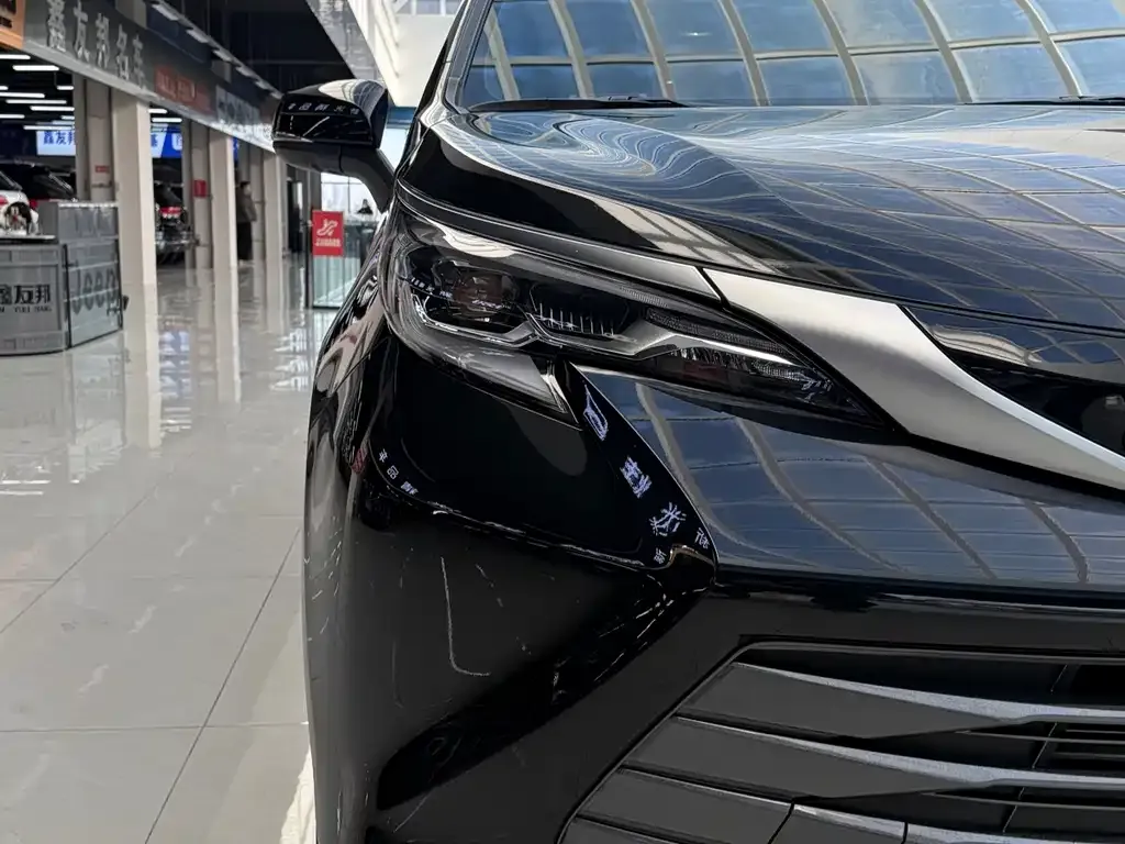 Toyota Sienna 2024 из CN, фото 10