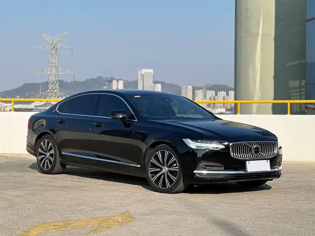 Volvo S90 2024 из CN, фото 4