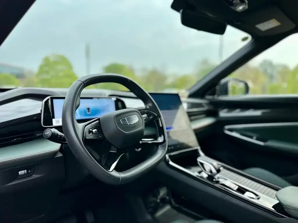 Geely Boyue 2025 из CN, фото 4