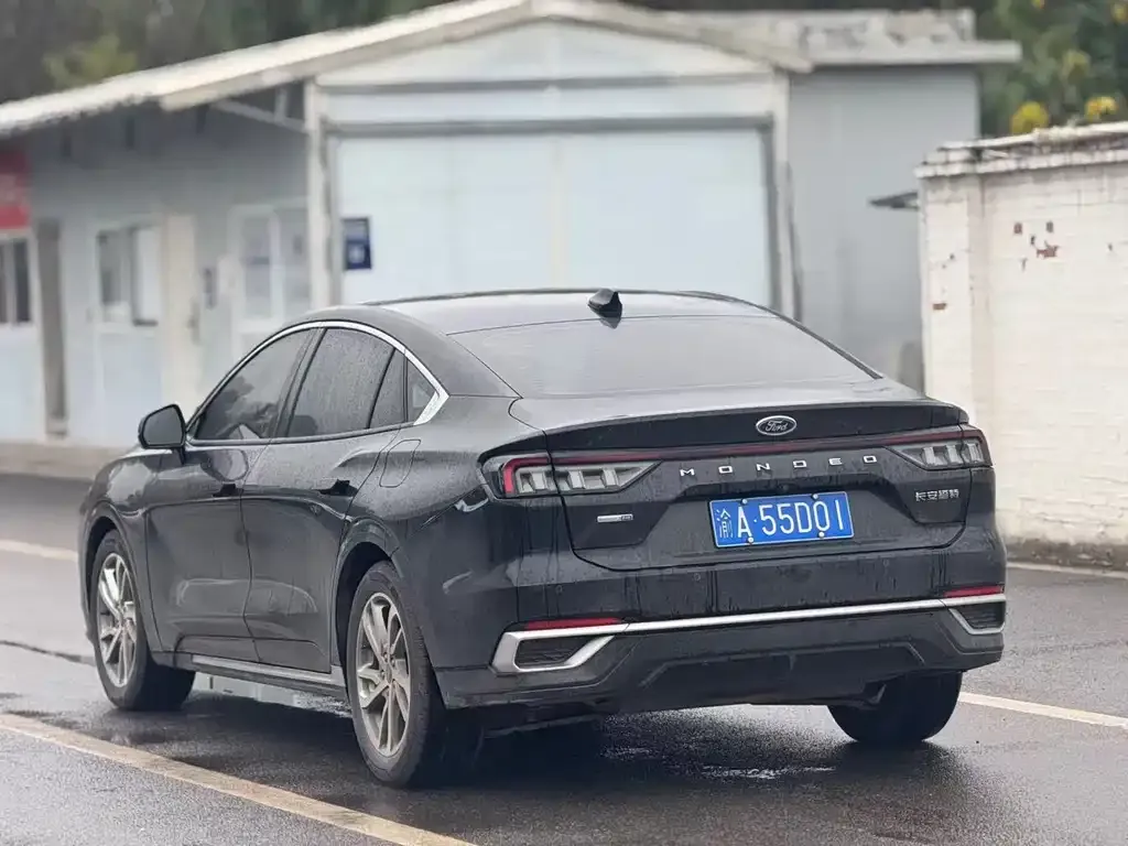 Ford Mondeo 2022 из CN, фото 9