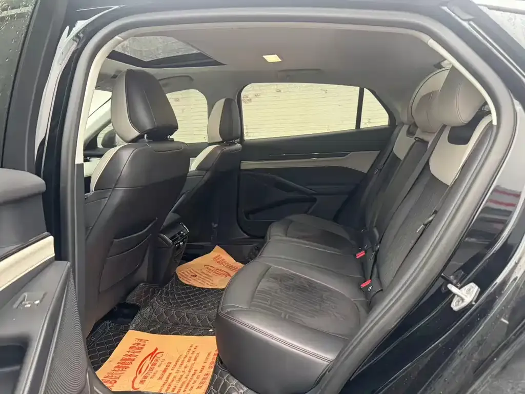 Ford Mondeo 2022 из CN, фото 2