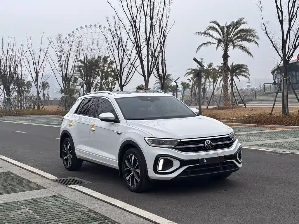 Volkswagen T-Roc 2023 из CN, фото 8