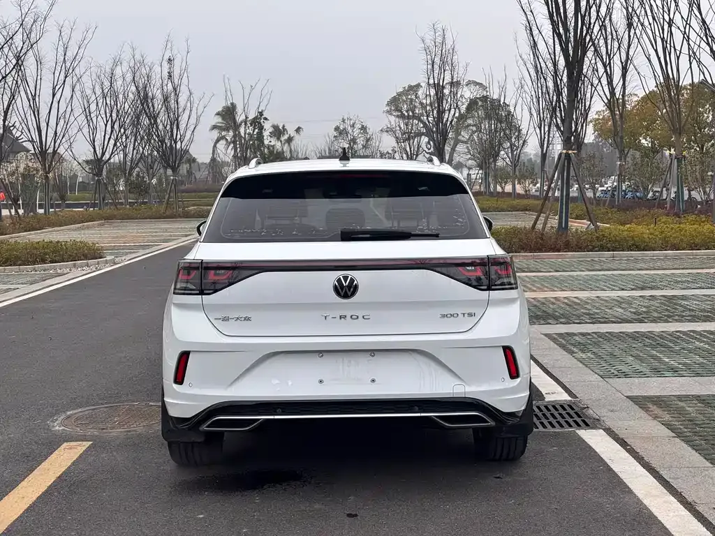 Volkswagen T-Roc 2023 из CN, фото 4