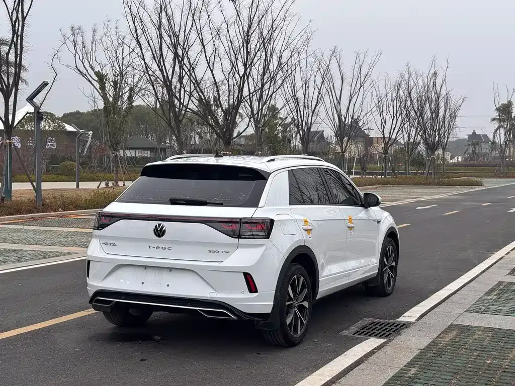Volkswagen T-Roc 2023 из CN, фото 5