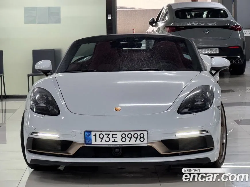 Porsche 718