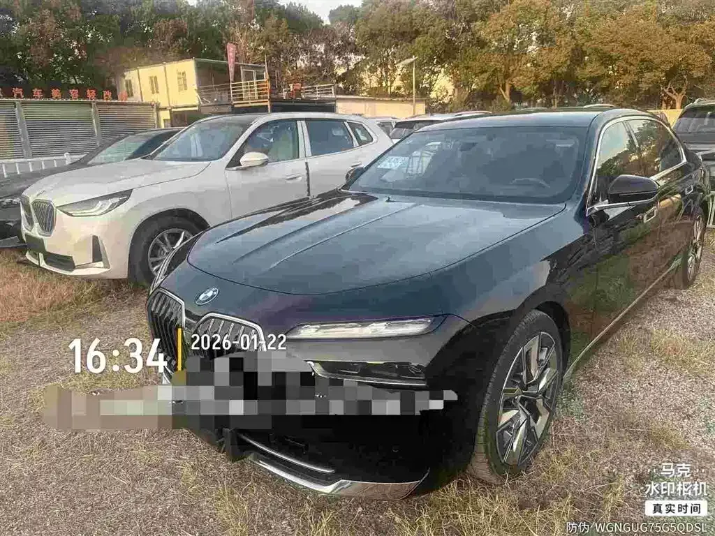 BMW 7 Series 2024 из CN, фото 1