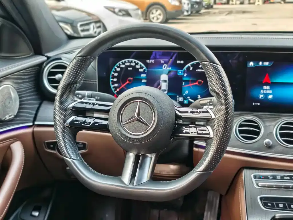 Mercedes-Benz E-Class 2022 из CN, фото 6