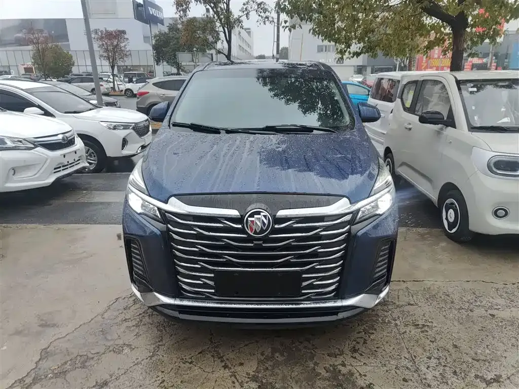 Buick GL8 2023 из CN, фото 10