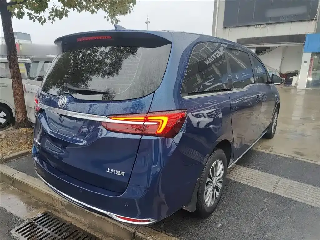 Buick GL8 2023 из CN, фото 5
