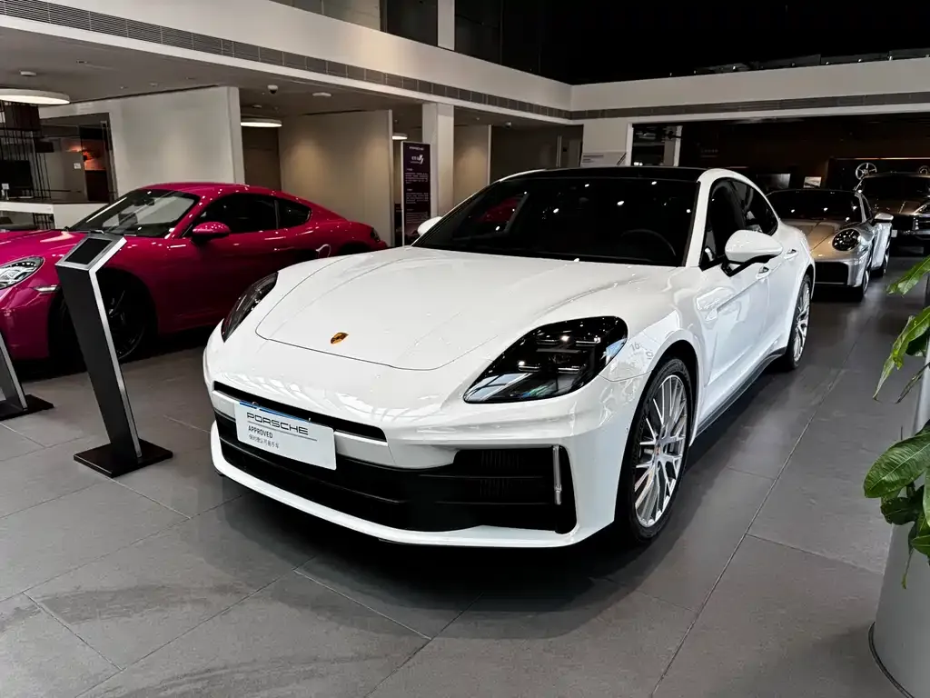 Porsche Panamera 2025 из CN, фото 1