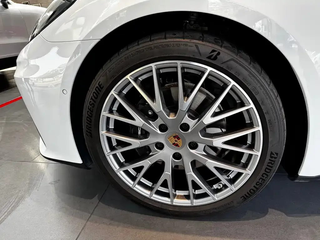 Porsche Panamera 2025 из CN, фото 8