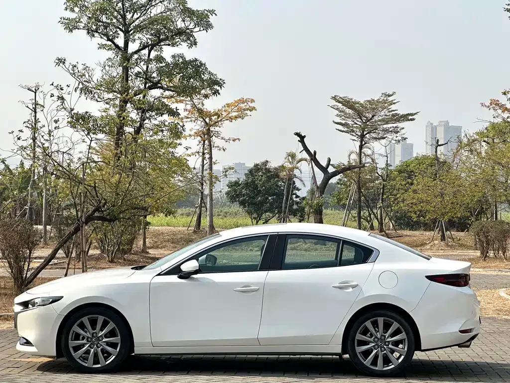 Mazda 3 Axela 2021 из CN, фото 7