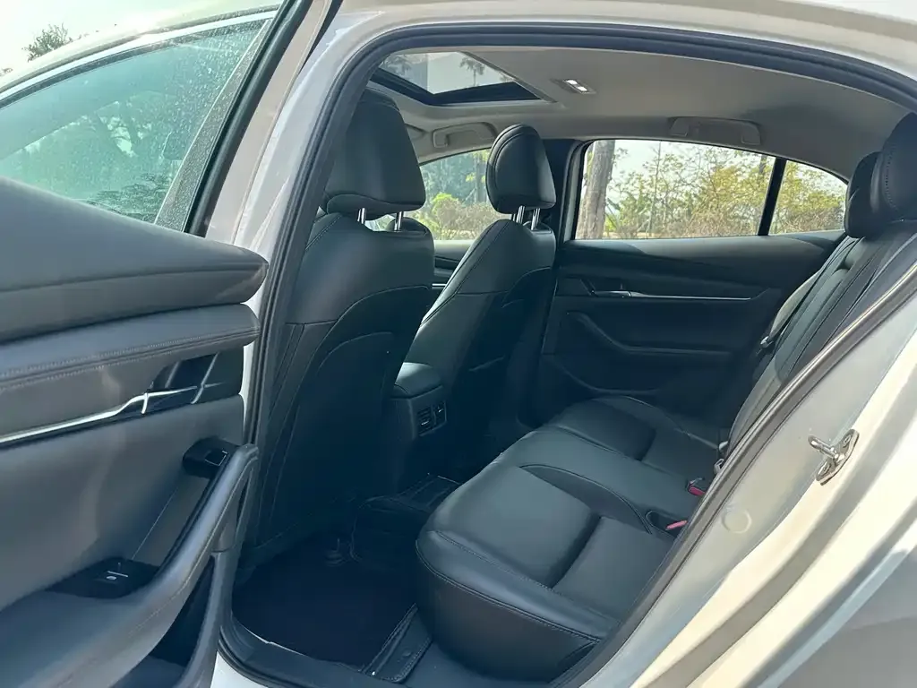 Mazda 3 Axela 2021 из CN, фото 10