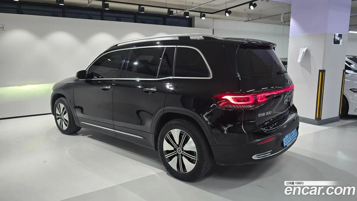 Mercedes-Benz EQB 2024 из KR, фото 9