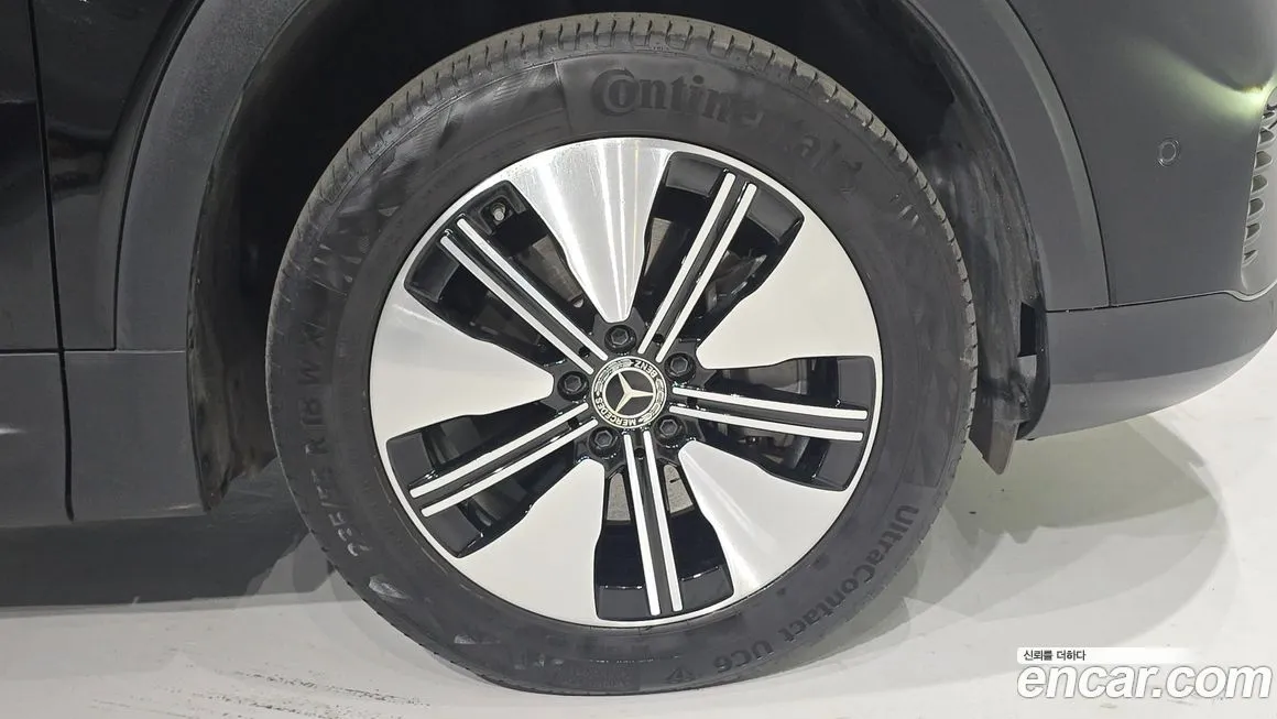 Mercedes-Benz EQB 2024 из KR, фото 2