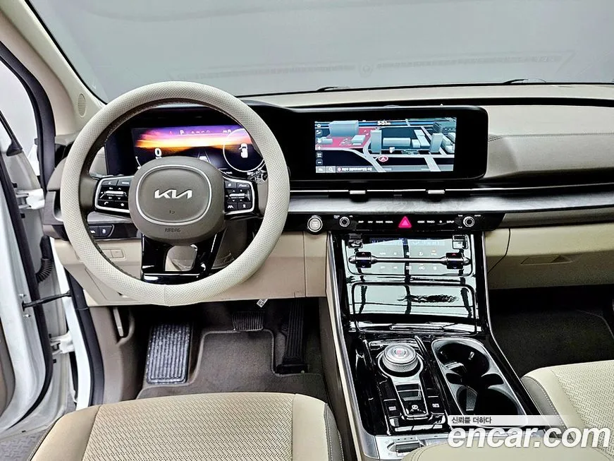 Kia Carnival — фото 10
