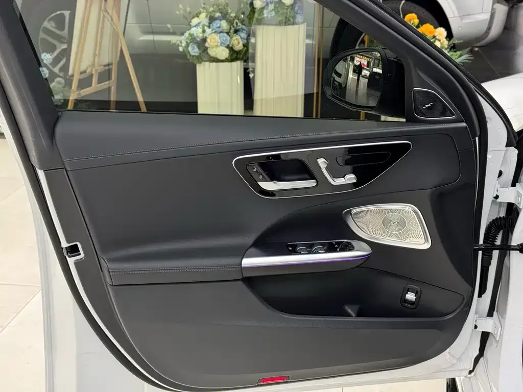 Mercedes-Benz C-Class 2024 из CN, фото 6