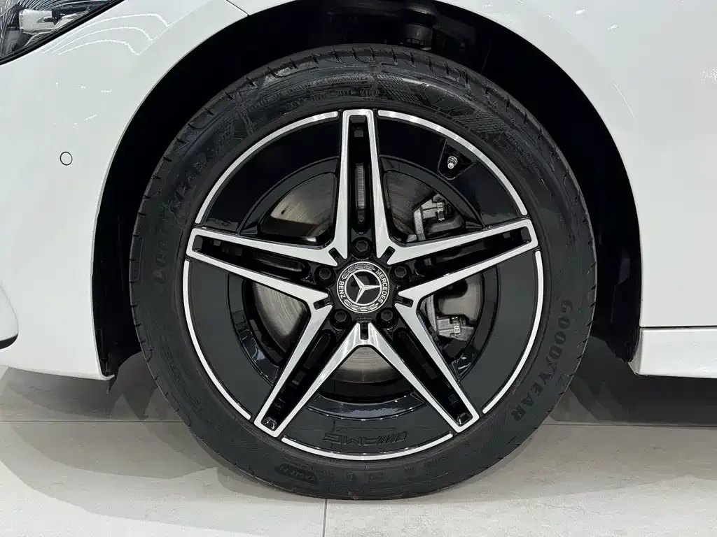 Mercedes-Benz C-Class 2024 из CN, фото 4