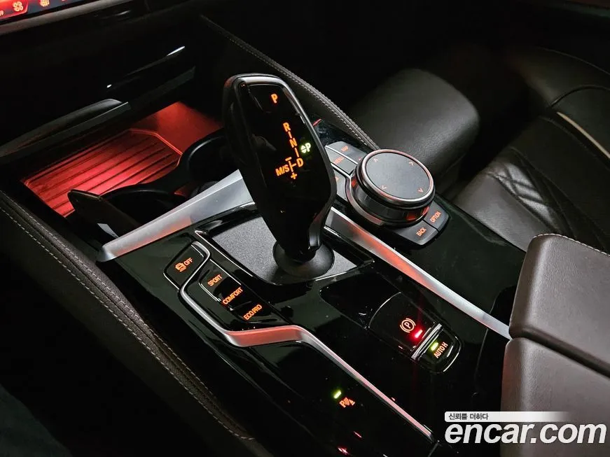 BMW 5-Series 2022 из KR, фото 2