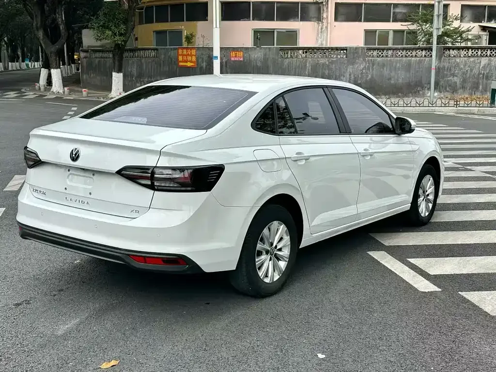 Volkswagen Lavida 2024 из CN, фото 8