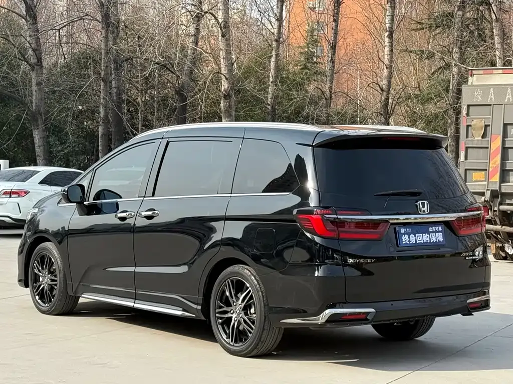 Honda Odyssey 2022 из CN, фото 8