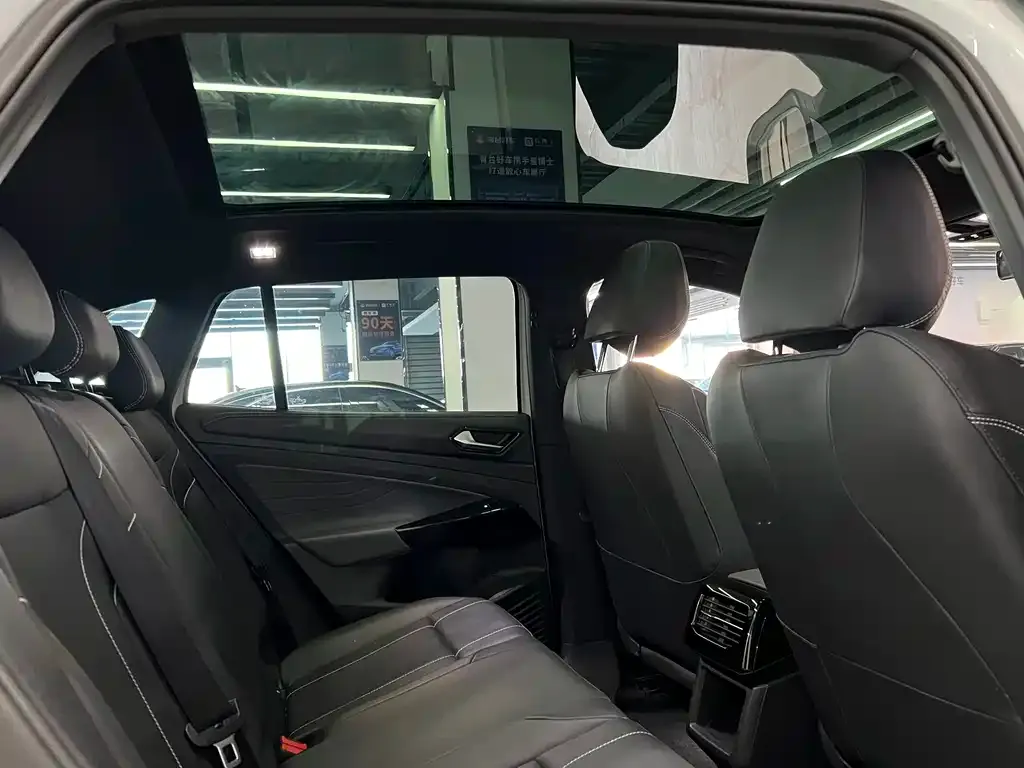Volkswagen ID.4 X 2021 из CN, фото 9