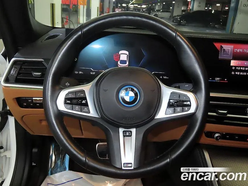 BMW i4 2022 из KR, фото 4