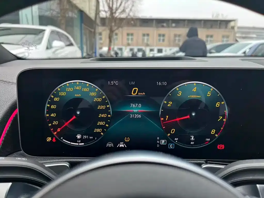 Mercedes-Benz GLB AMG 2021 из CN, фото 4