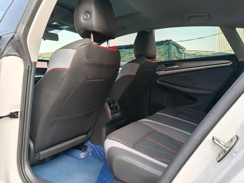 Volkswagen Lamando 2023 из CN, фото 2