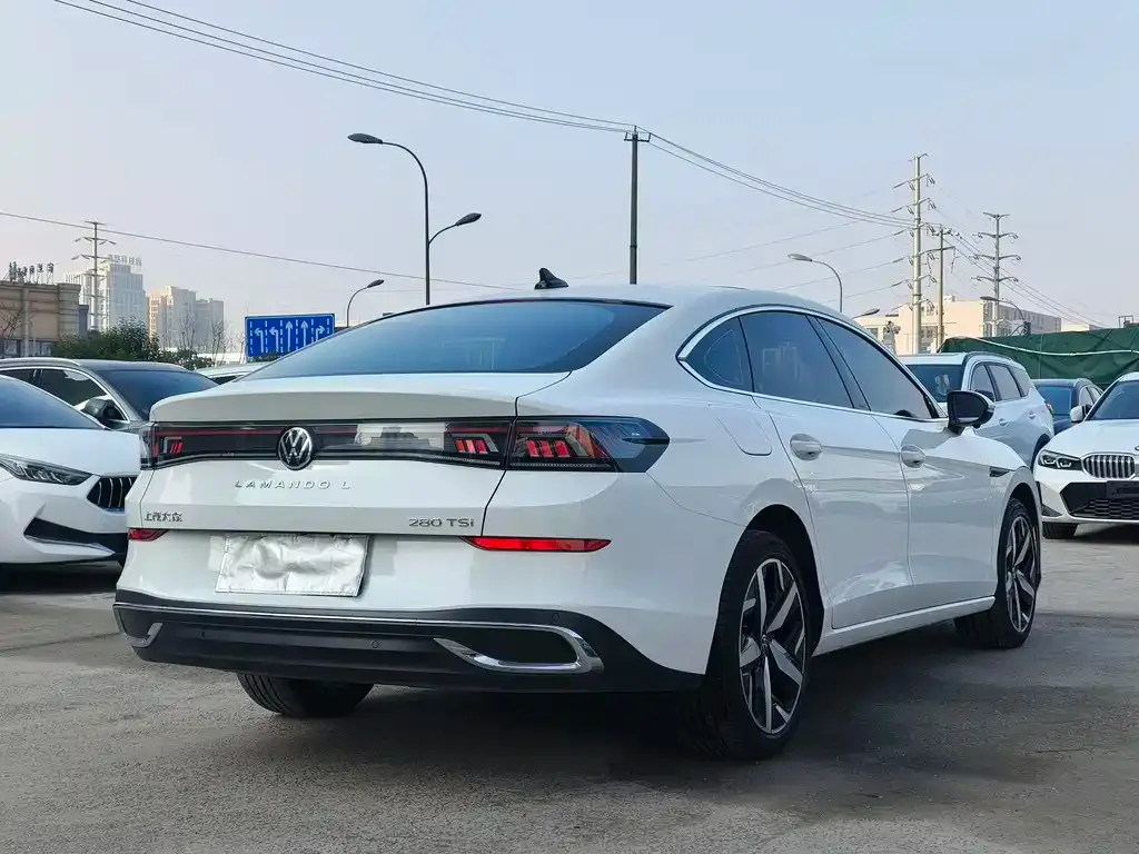 Volkswagen Lamando 2023 из CN, фото 5