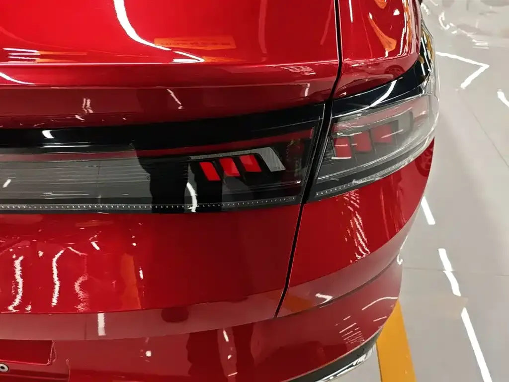 Volkswagen Lamando 2023 из CN, фото 2