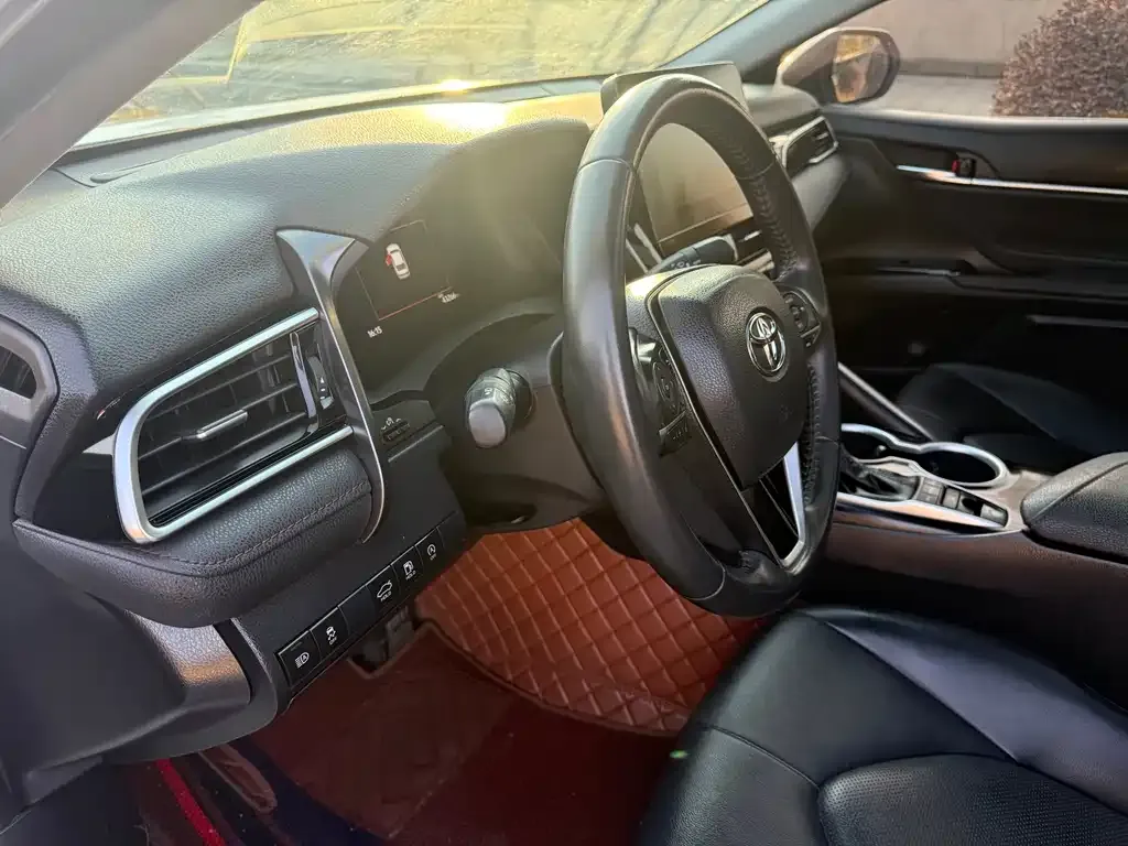Toyota Camry 2023 из CN, фото 4