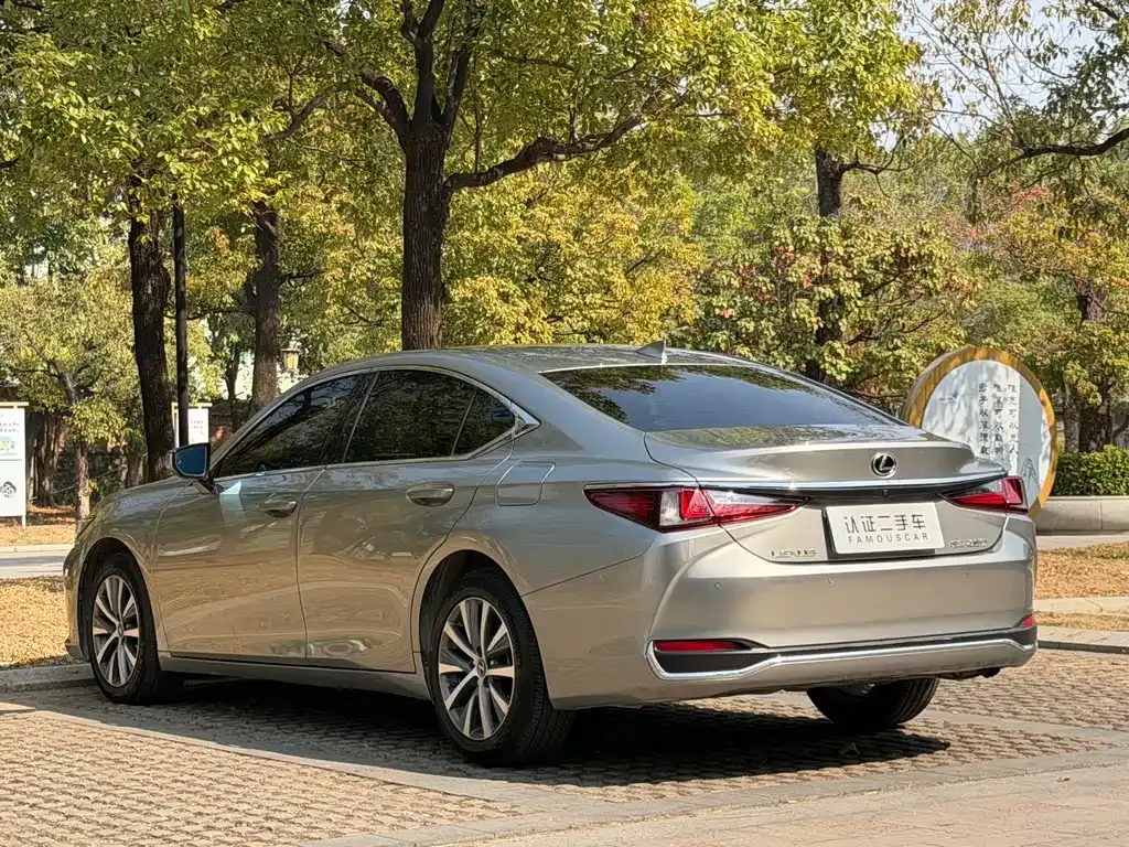 Lexus ES 2021 из CN, фото 7
