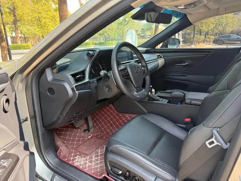 Lexus ES 2021 из CN, фото 10