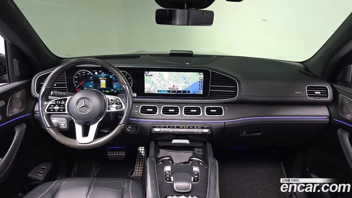 Mercedes-Benz GLS-Class — фото 9