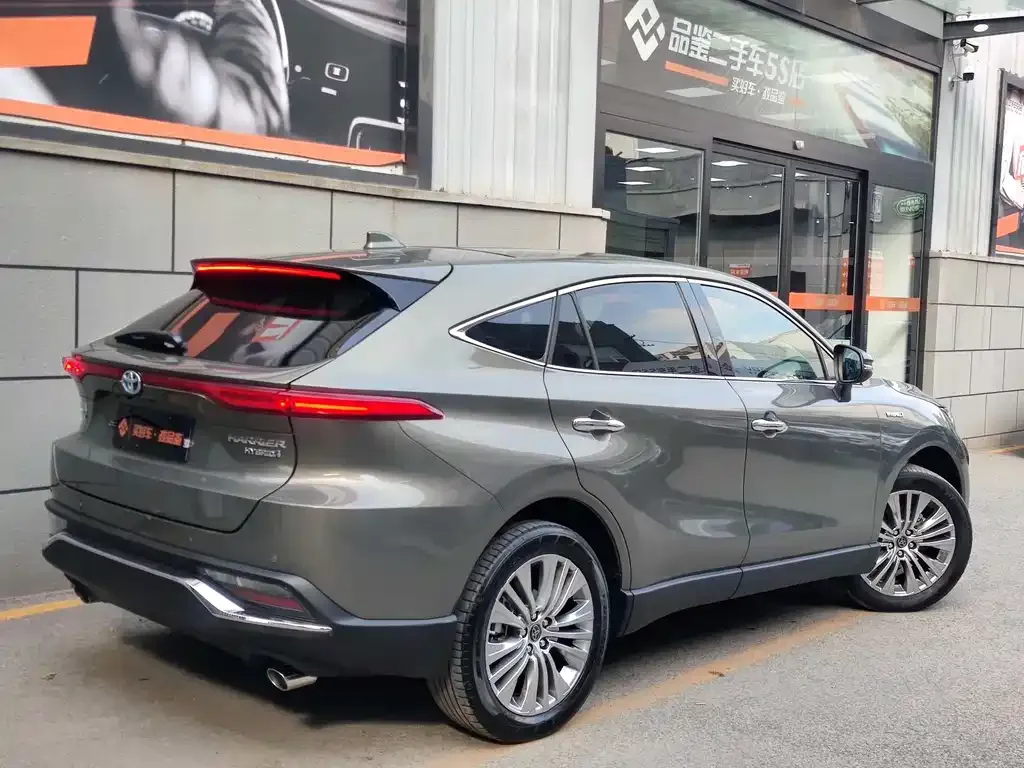Toyota Harrier 2021 из CN, фото 4