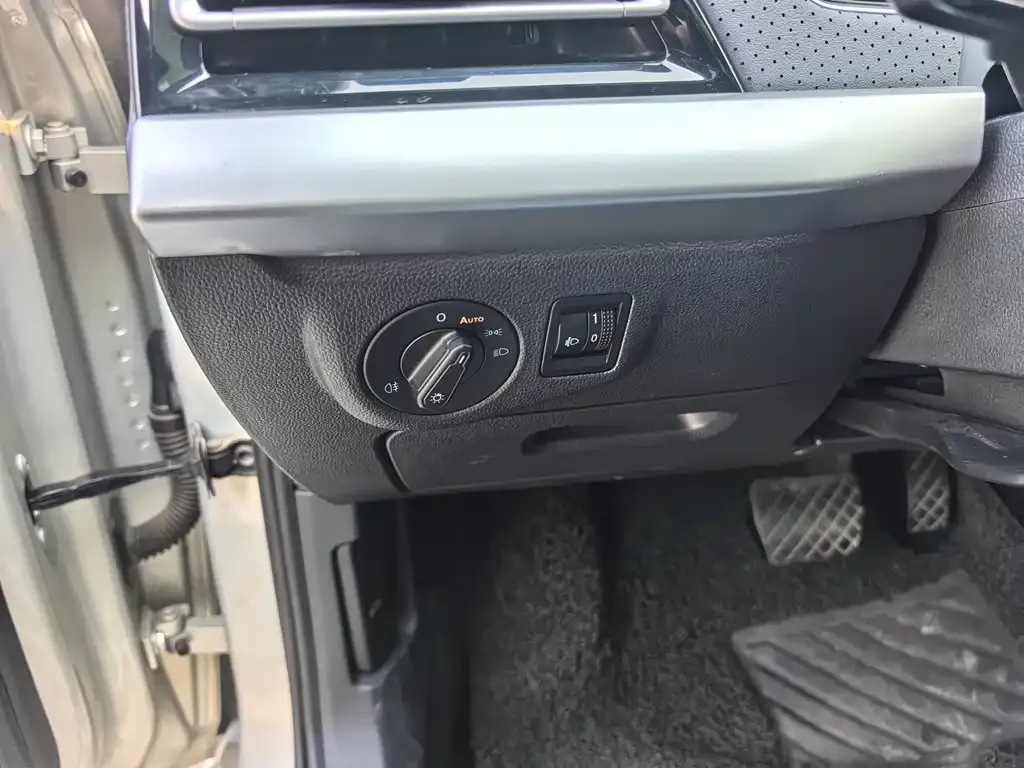 Volkswagen Lavida 2022 из CN, фото 6