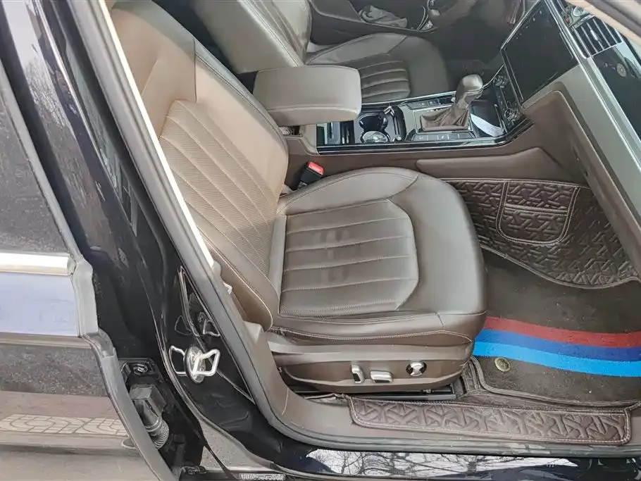 Volkswagen Phideon 2021 из CN, фото 2