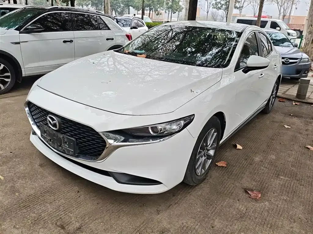 Mazda 3 Axela — фото 10
