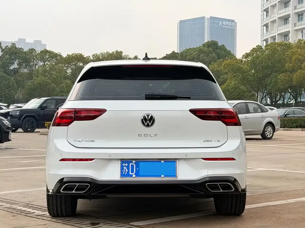 Volkswagen Golf 2021 из CN, фото 3