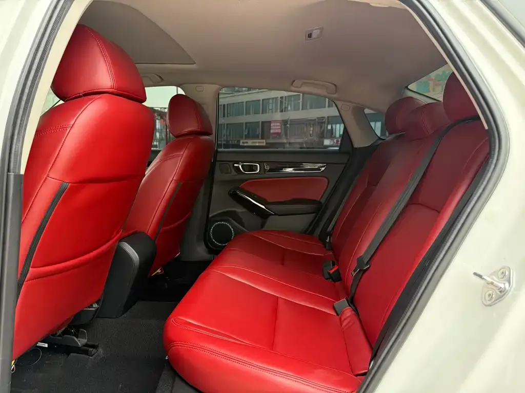 Honda Civic 2023 из CN, фото 2