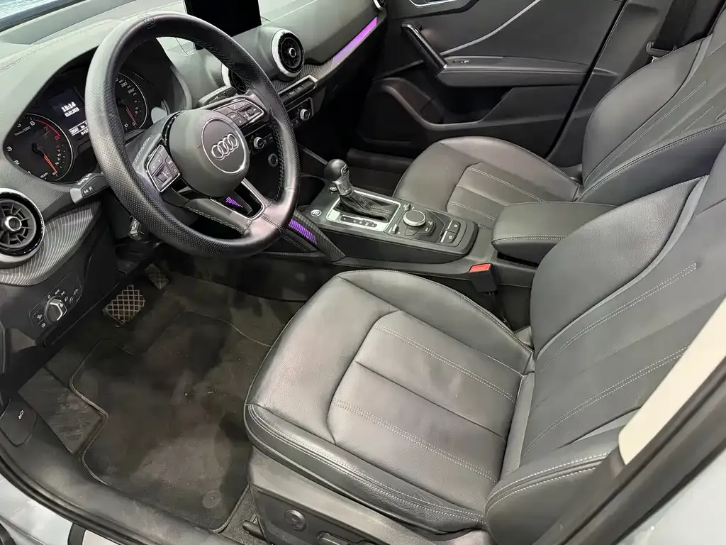 Audi Q2L 2023 из CN, фото 8